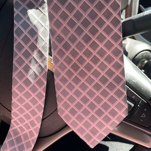 Michael Kors, pink and gray tie